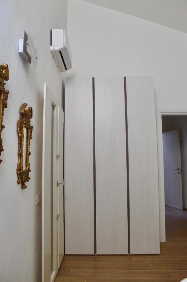 קליארי Home Viale Trento 16 מראה חיצוני תמונה