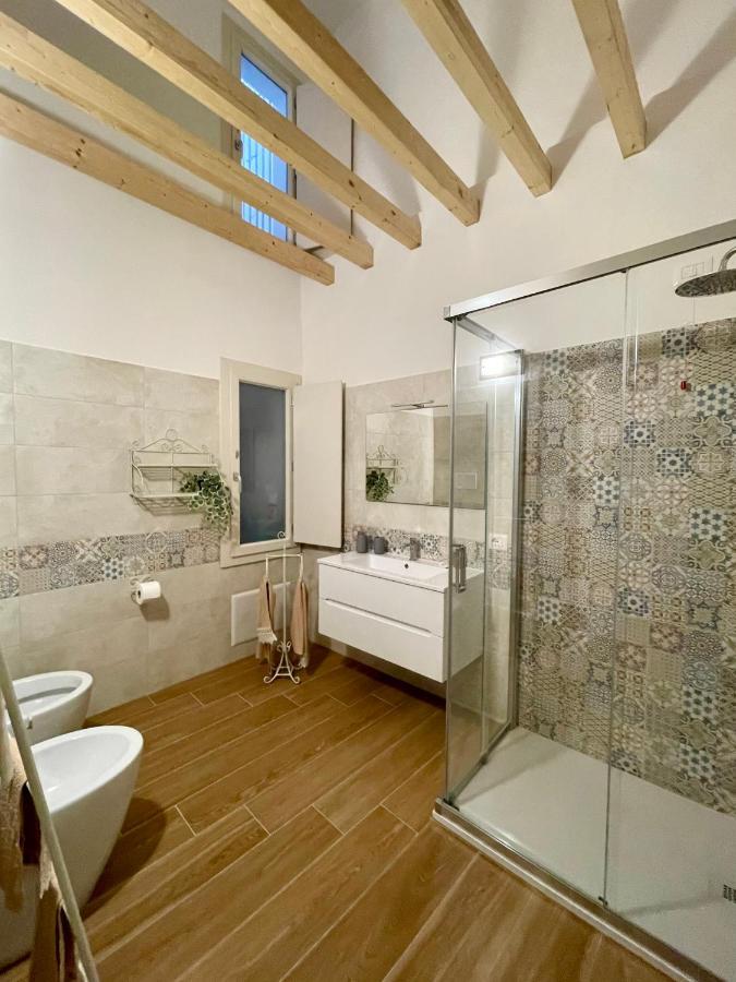 קליארי Home Viale Trento 16 מראה חיצוני תמונה